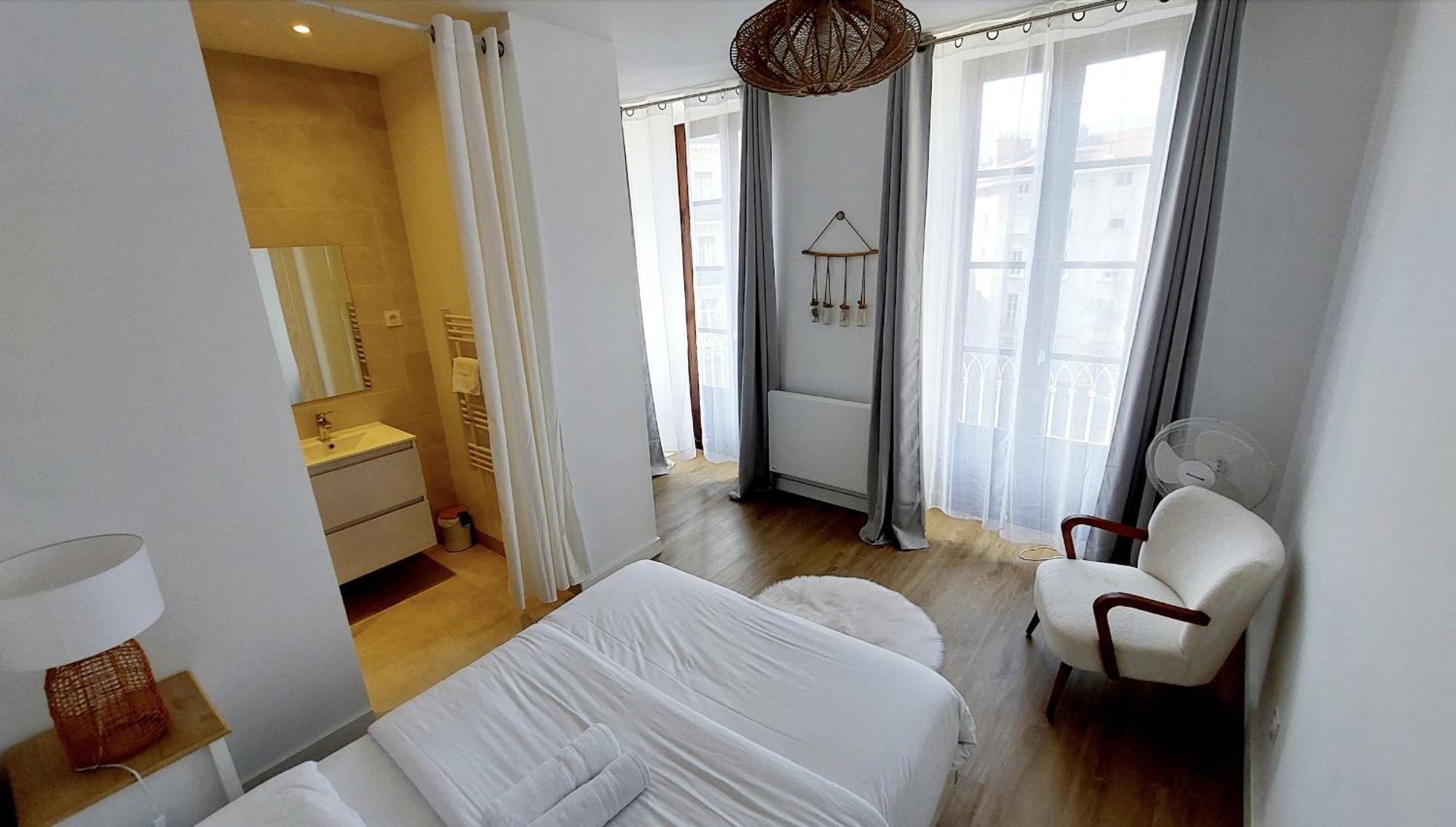 Hyper-Centre De Grenoble, Suite Parentale - Wifi Fibre - Cocon المظهر الخارجي الصورة