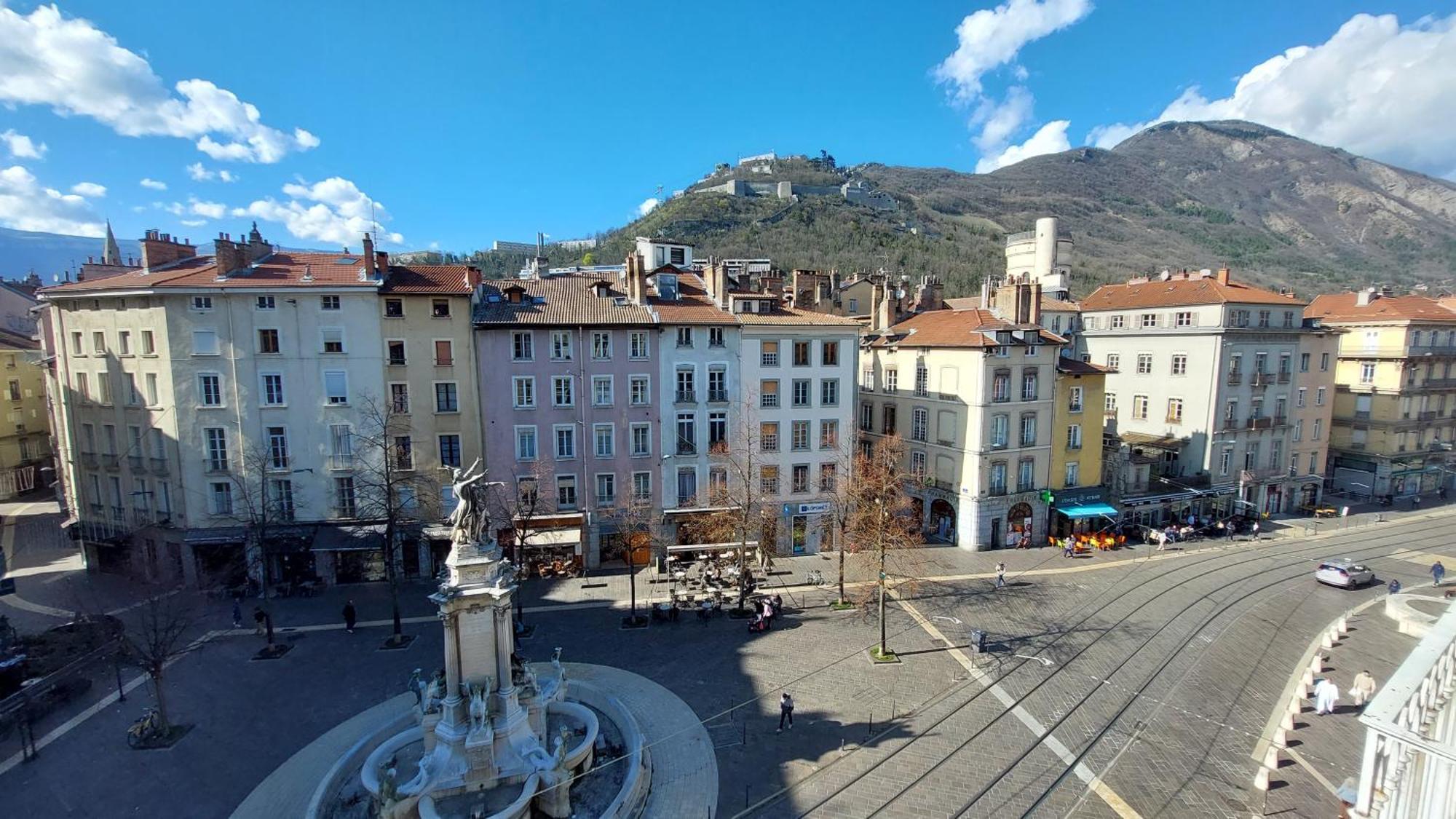 Hyper-Centre De Grenoble, Suite Parentale - Wifi Fibre - Cocon المظهر الخارجي الصورة